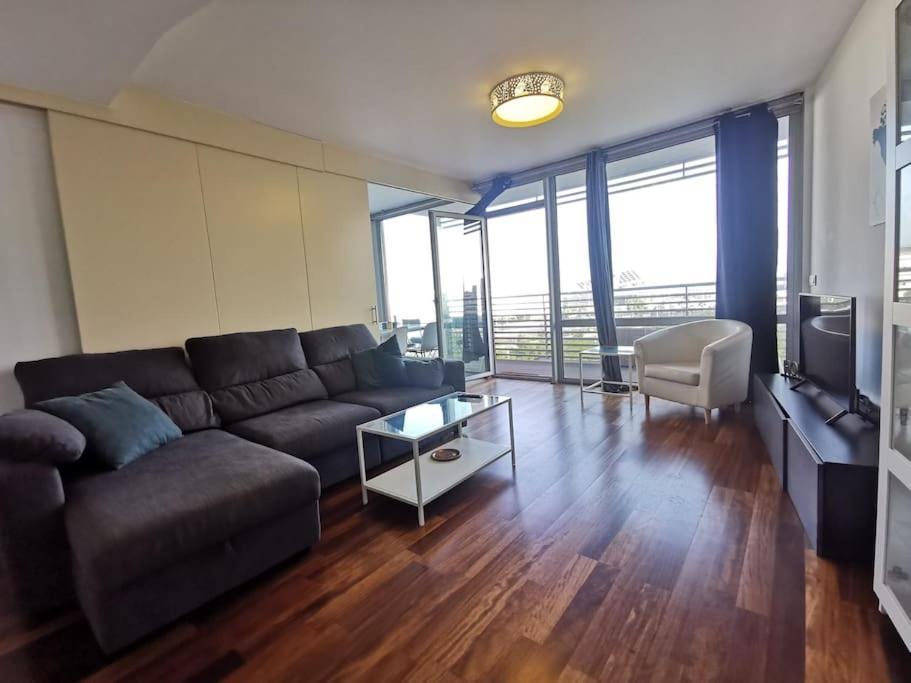 Ral48 Apartamento Sant Adria de Besos Exterior foto